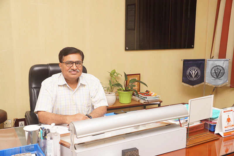 Dr-Rajesh-Khurana300x300